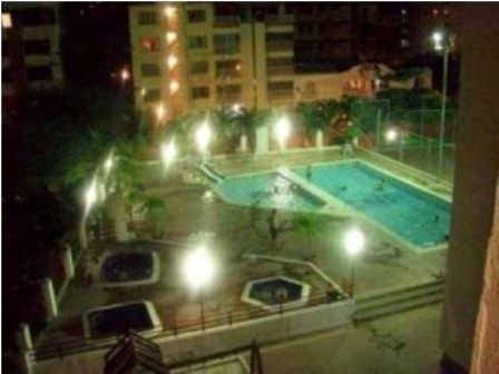 verinmuebles 1296 025 Código NR704A: Apartamento Rodadero con piscinas