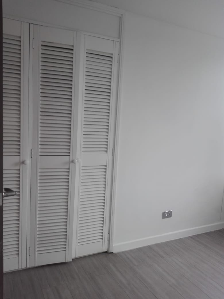 verinmuebles 441 253 VENDO LINDO APTO REMODELADO POR SAN RAFAEL