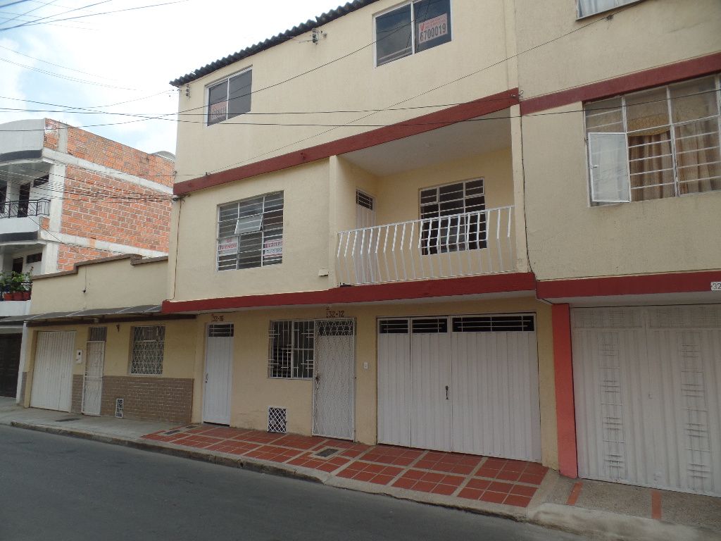 verinmuebles 418 288 VENDEMOS AMPLIA VIVIENDA