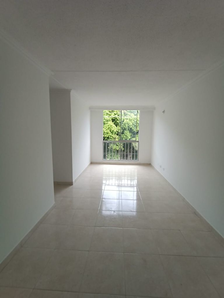 verinmuebles 1022 1087 ALQUILO HERMOSO APARTAMENTO AL NORTE DE CALI EN EL BARRIO SALOMIA