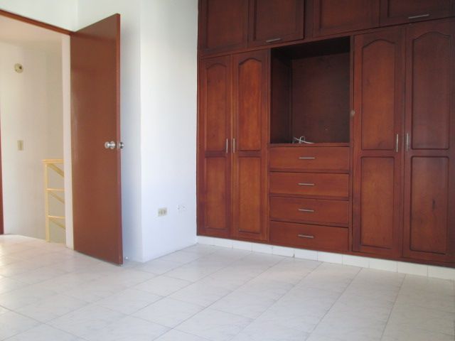 verinmuebles 418 354 ARRENDAMOS COMODA CASA CIUDADELA REAL DE MINAS