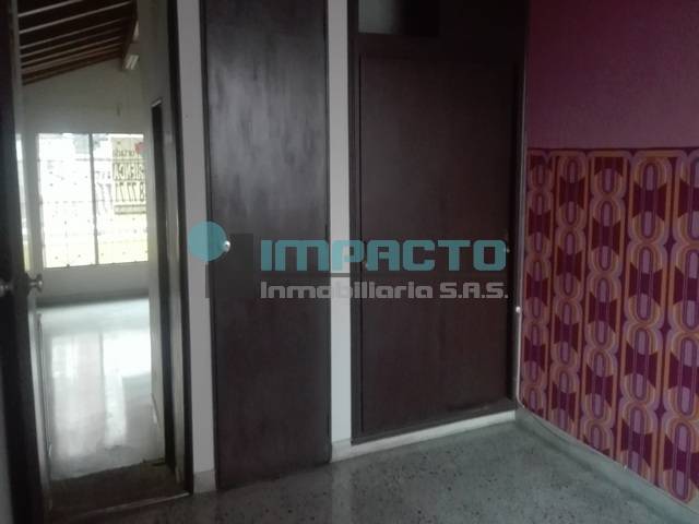 SE ARRIENCA CASA COMERCIAL EN SANTA GEMA PARA COD 11147 WW