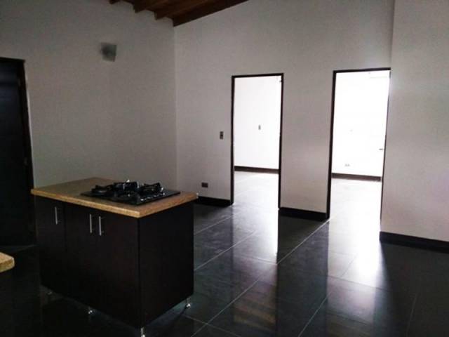 SE ARRIENDA APARTAMENTO EN FLORIDA NUEVA COD 11186 ZX
