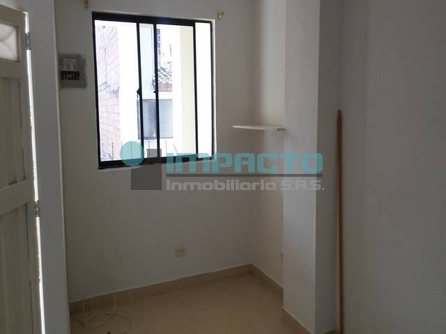 EN ALQUILER APARTAMENTO EN SANTA LUCIA   COD. 10782 ZX