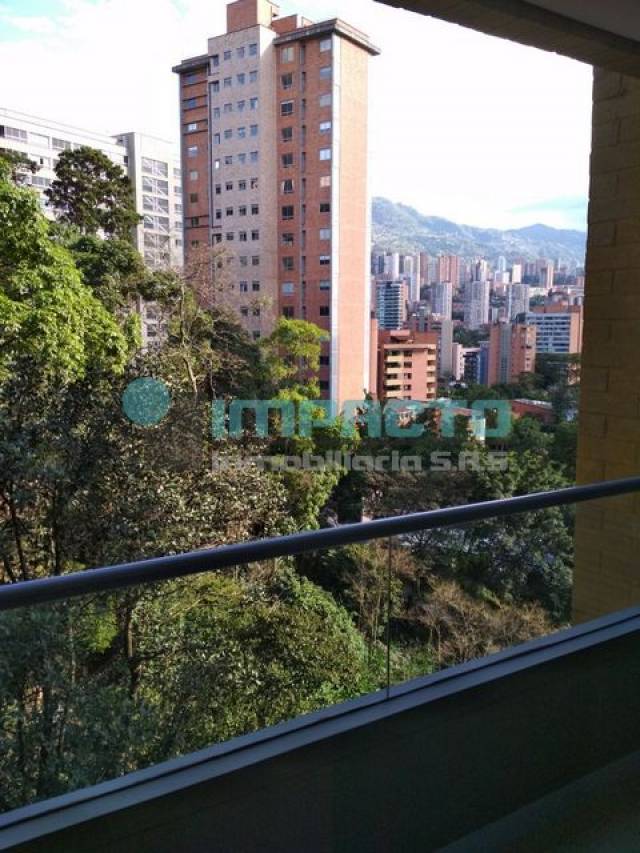 SE ARRIENDA APARTAMENTO EN CASTROPOL COD 11085 CV