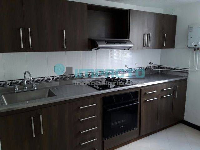 SE ARRIENDA APARTAMENTO EN EL POBLADO COD 11201 II