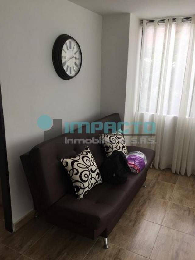 APARTAMENTO AMOBLADO EN LAURELES COD 20241