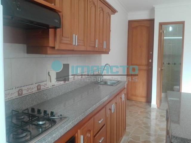 SE ARRIENDA APARTAMENTO EN ROBLEDO PILARICA 11263