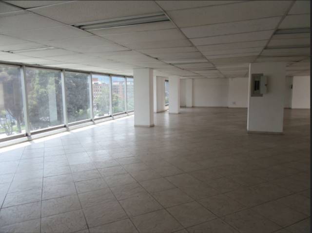 ARRIENDO OFICINA EN BATAN