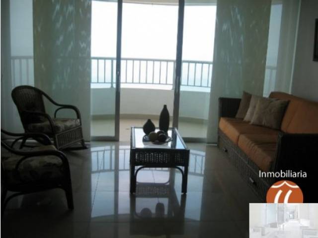 APARTAMENTO EN ARRIENDO POR DIAS 2 HABITACIONES FRENTE AL MAR EN CARTAGENA