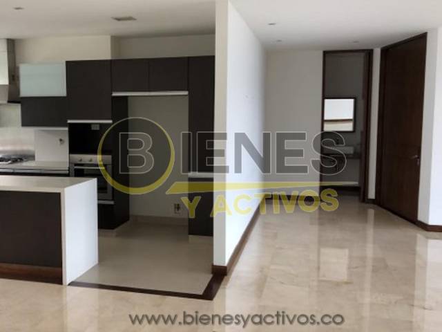 Arriendo y Venta de Apartamento en el  Poblado Código: 1217775