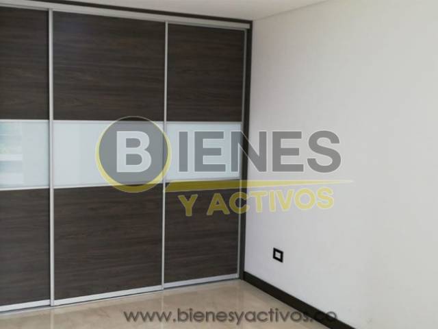 Arriendo Apartamento en el Campestre, Medellin Código: 1246976