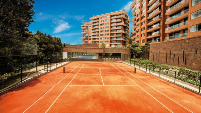 Apartamento 326 m2 (342m2 con terrazas) en el conjunto Cerros de Los Alpes, en Usaquén, Norte de Bogotá, rodeado de Bosque