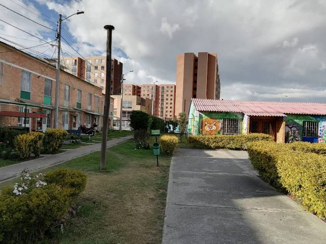 se vende casa en portal de la sabana sector soacha