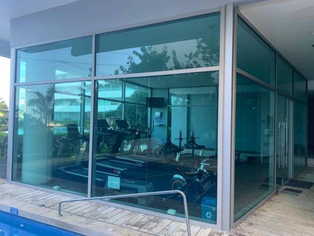 Venta de Apartamento en Cartagena en Beach club con vista al mar