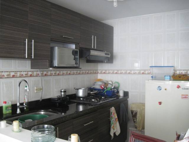 ARRIENDO LINDO  APARTAMENTO AMOBLADO