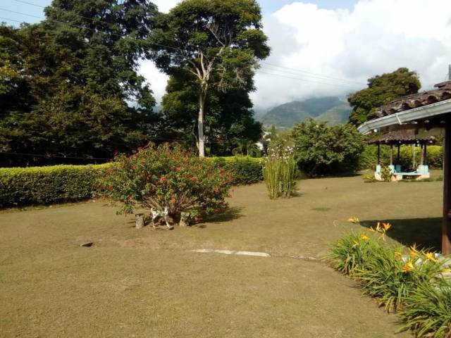 Finca en Parcelacion en Lago Calima