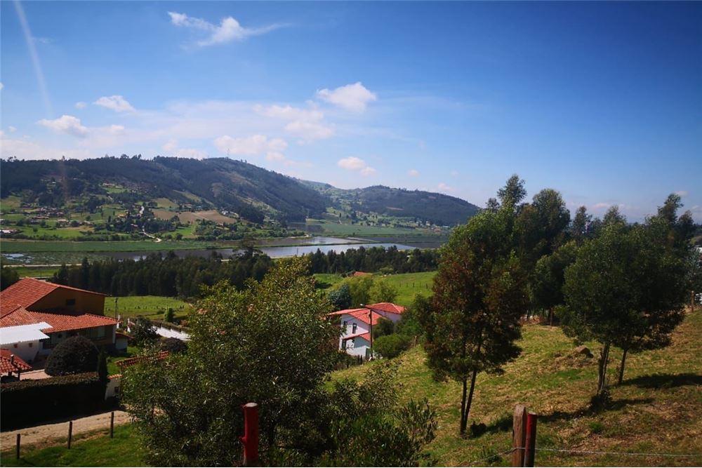 Vendo Lote con vista al lago Sochagota - Paipa