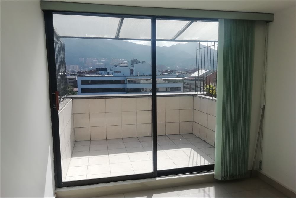 Venta oficina Santa Barbara 21 m2