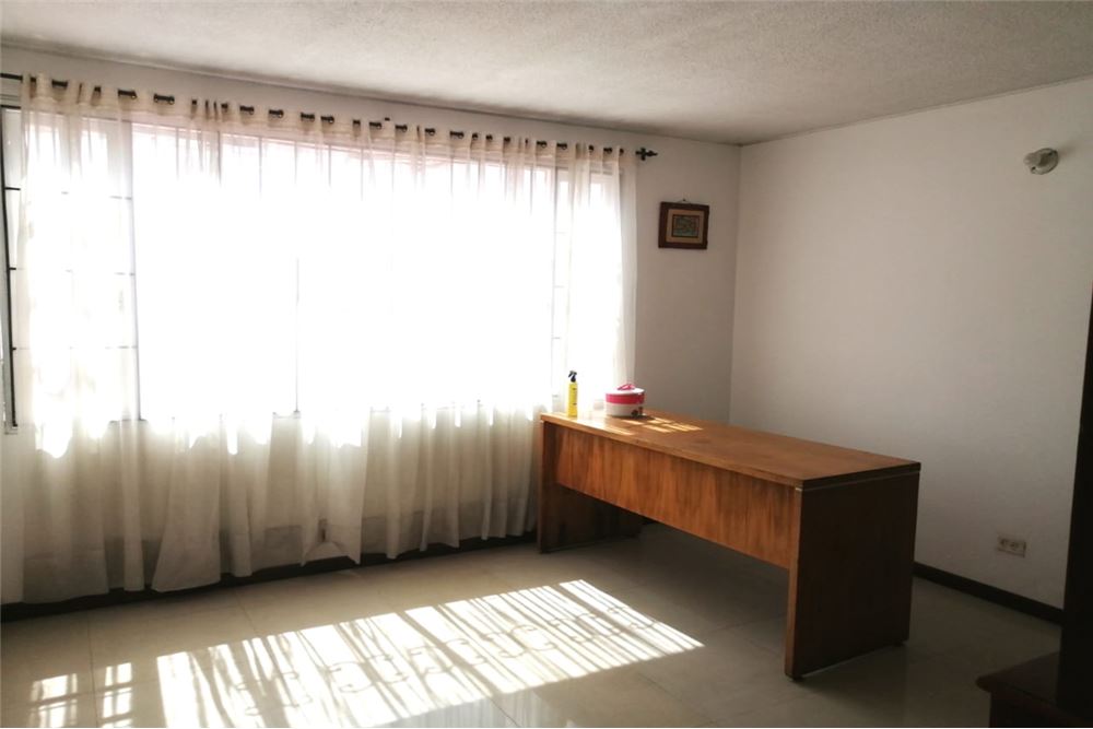 VENTA DE CASA MODELIA-BOGOTA