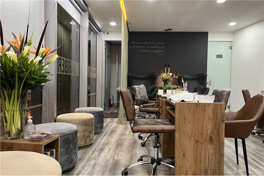Venta Hotel W Negocio Sala de Belleza 100% dotada