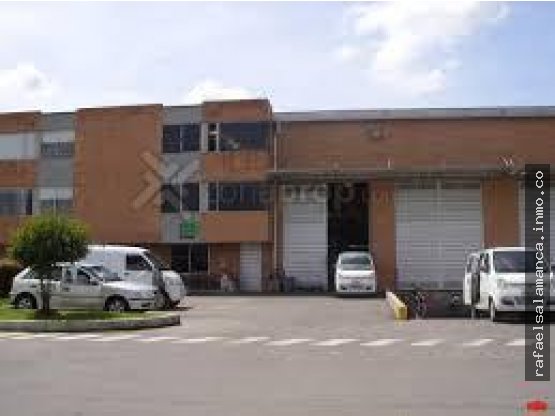 BODEGAS COTA SIBERIA 860 m2