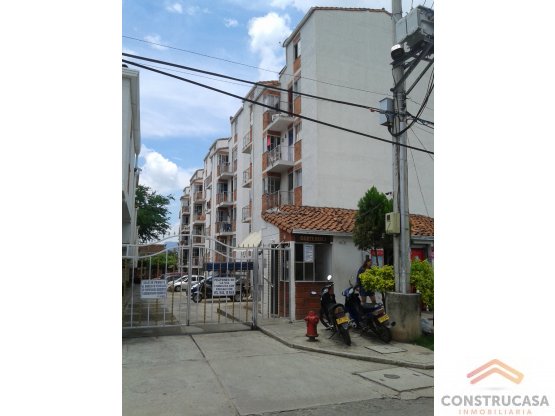 VENDO APARTAMENTO EN CORTE REAL l  GIRON