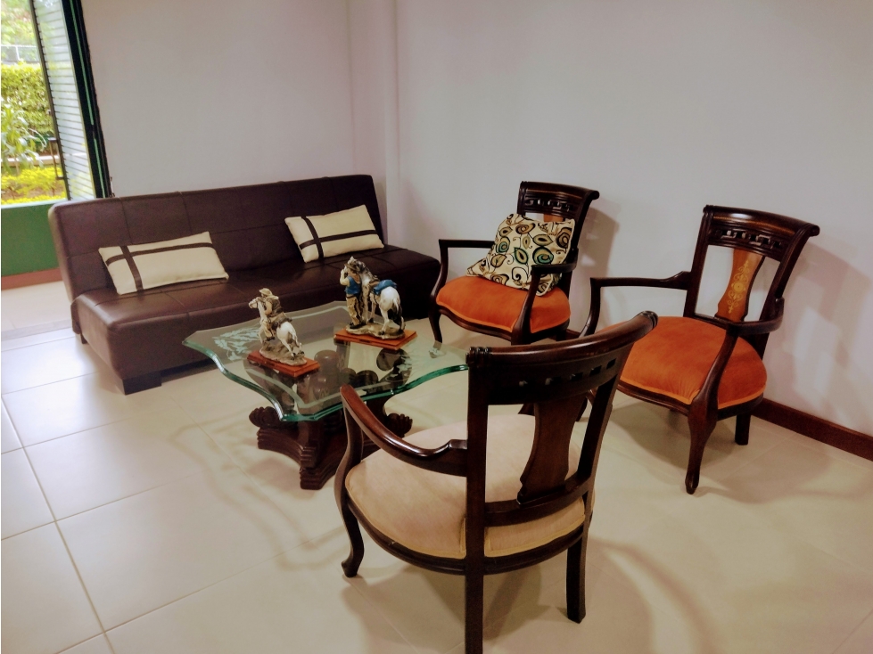 HERMOSO APARTAMENTO EN EL REFUGIO PARA LA VENTA 4to PISO