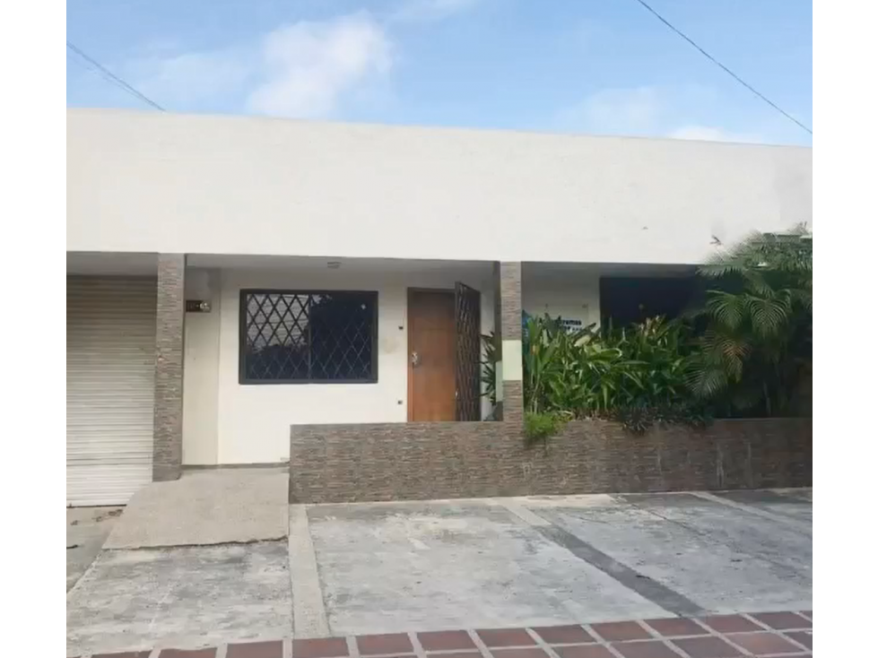 2233 CASA BARRIO PRADO $1.350M 715M2 E5 SANDPERVAL