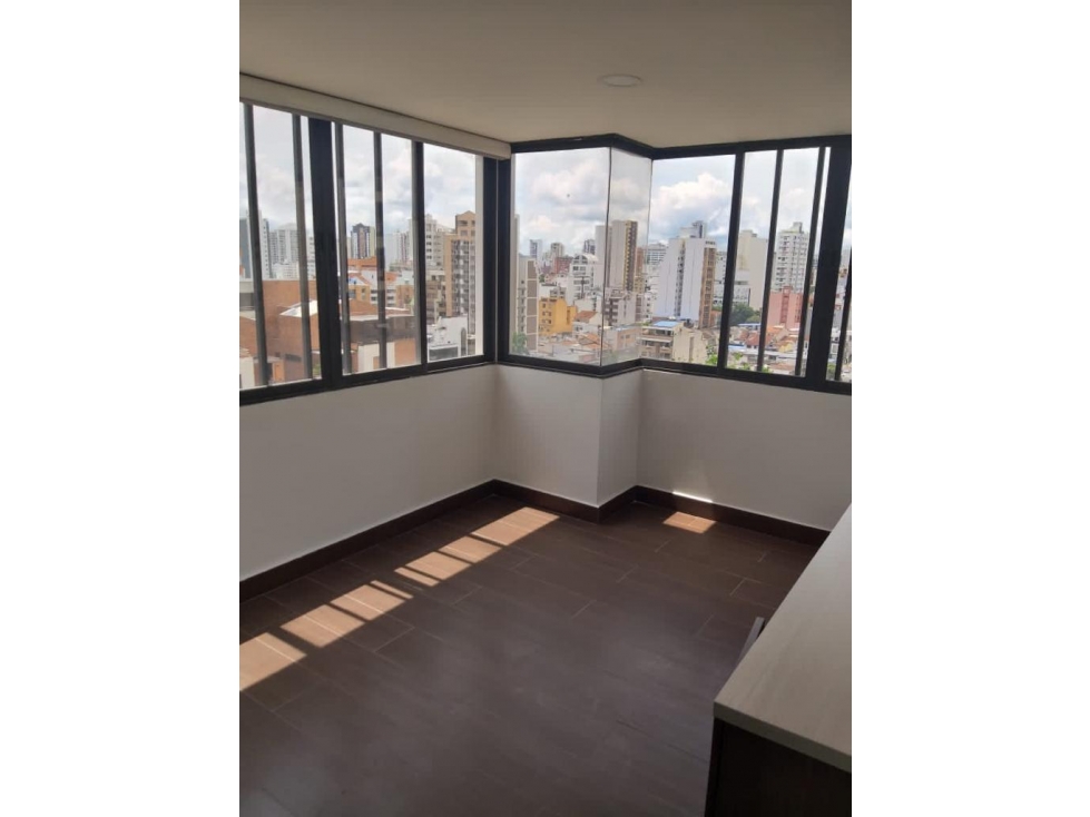 VENDO APARTAMENTO ALTOS DE CABECERA (250 Mts) - OPORTUNIDAD