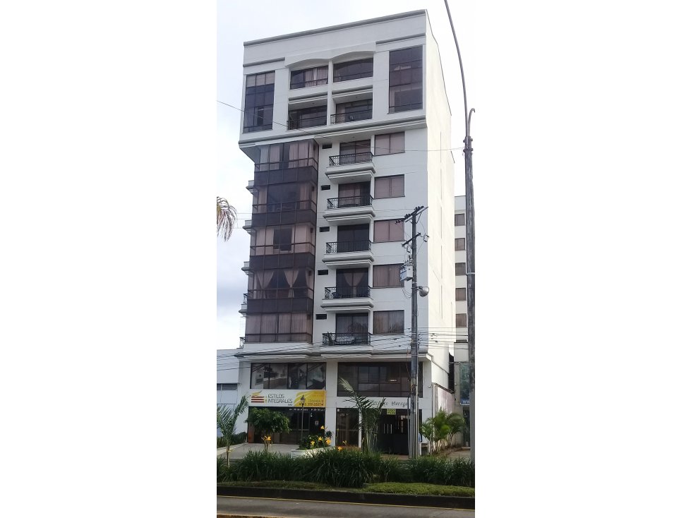 SE VENDE APARTAMENTO PEREIRA, AV 30 DE AGOSTO