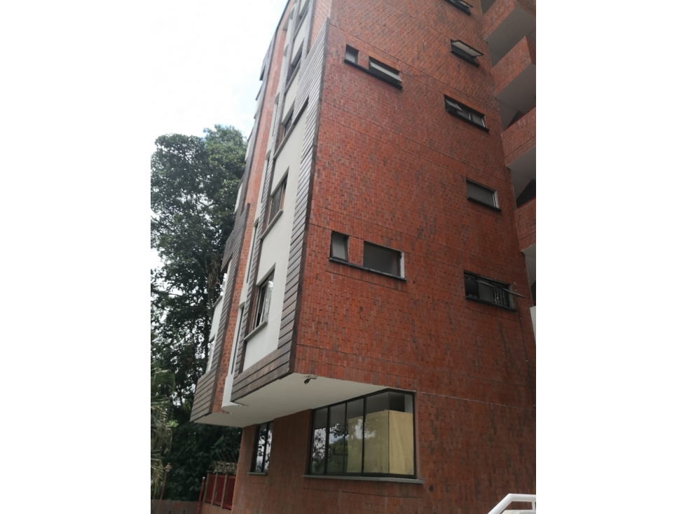 Se Vende apartamento En Álamos Pereira