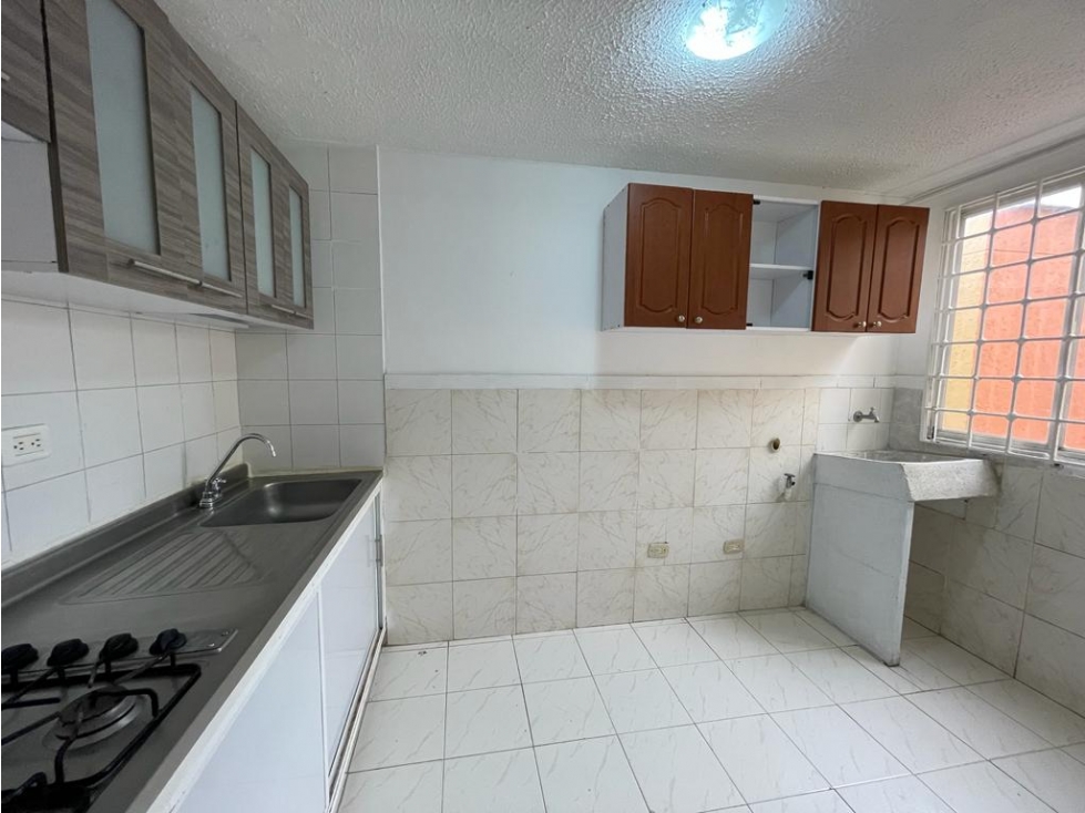 APARTAMENTO EN ALQUILER EN CAMPO ALEGRE