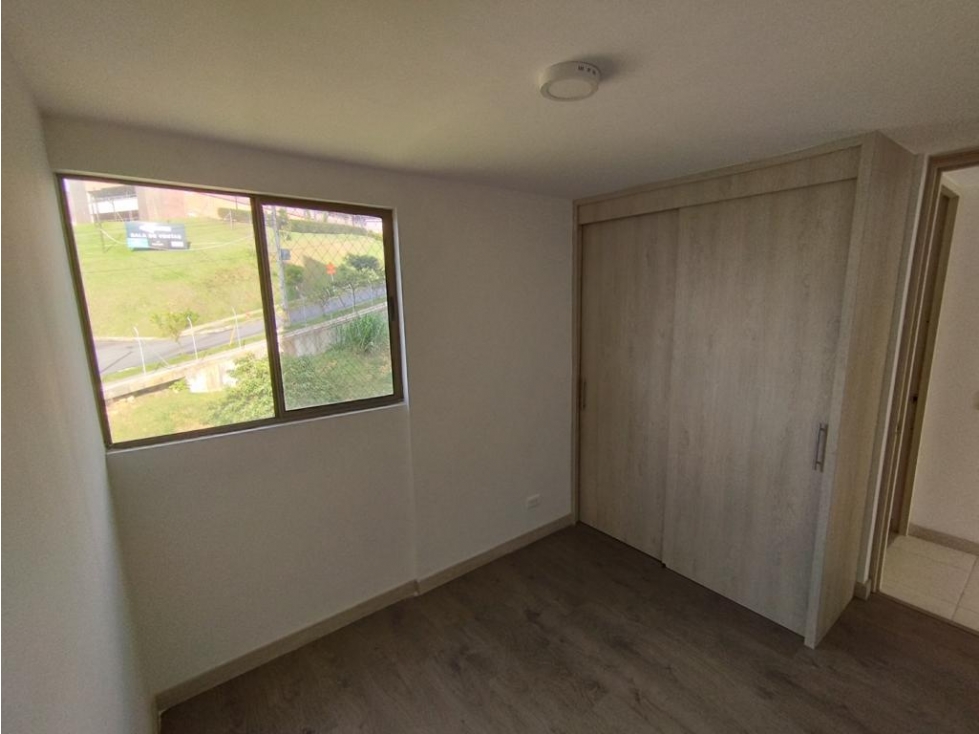 APARTAMENTO EN LOMITAS SABANETA