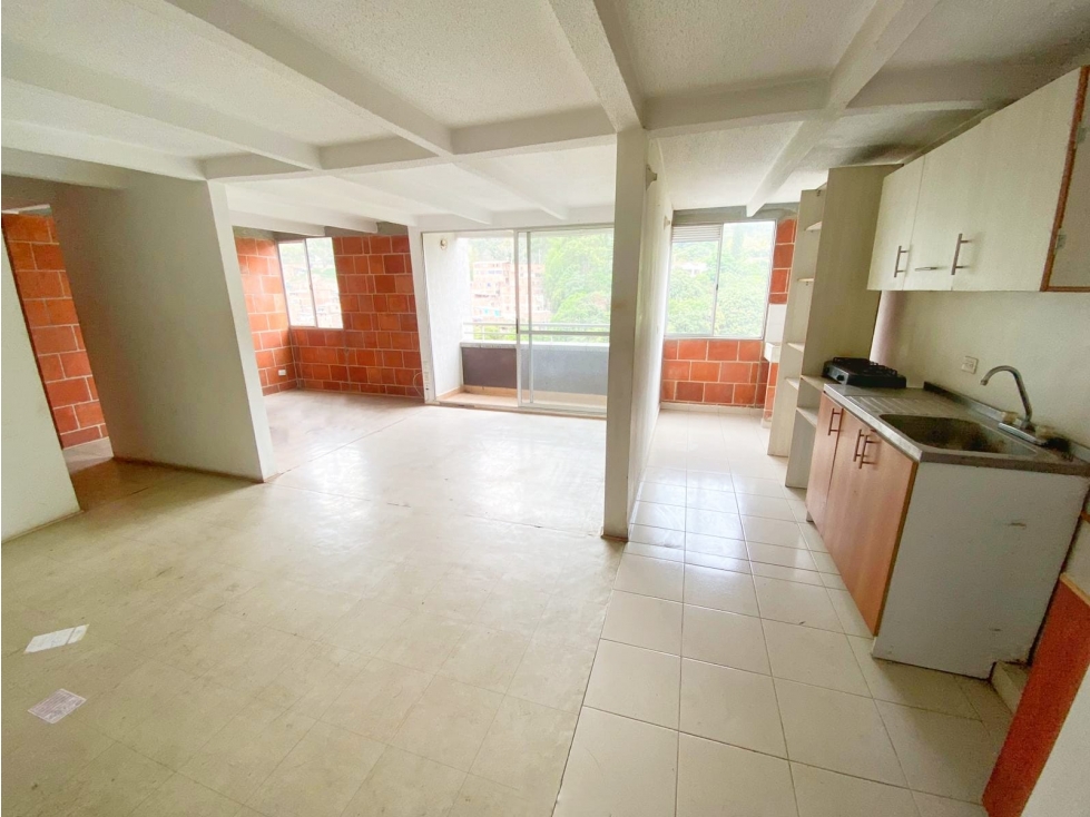 Apartamento en venta en Madera Bello