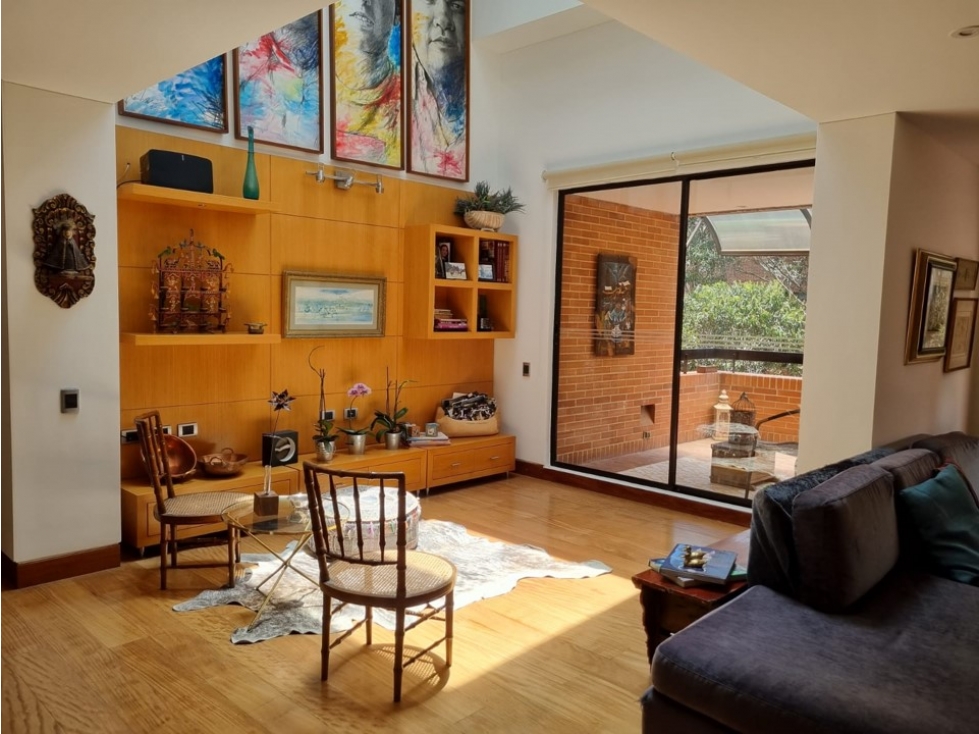 VENDO PENTHOUSE DÚPLEX EN SIERRAS DEL MORAL