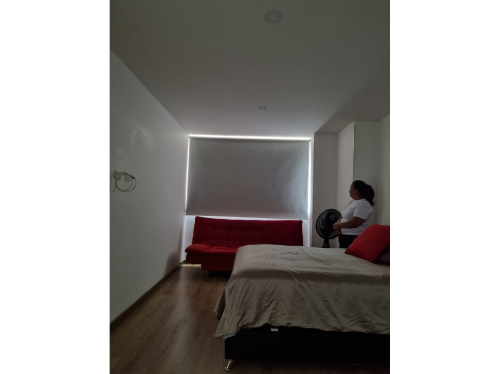 ARRIENDO APARTAMENTO ENVIGADO LOMA EL ESCOBERO AMOBLADO