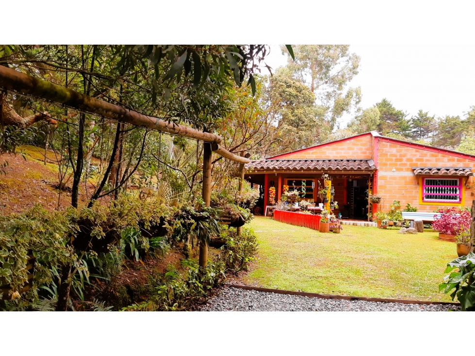 VENTA CASA CAMPESTRE MEDELLÍN SANTA ELENA