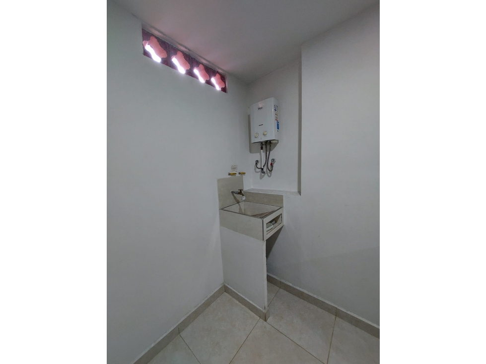 ARRIENDO APARTAMENTO INTERNO-SAN JUAQUIN