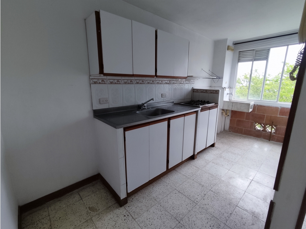 APARTAMENTO EN ARRIENDO EN ROBLEDO