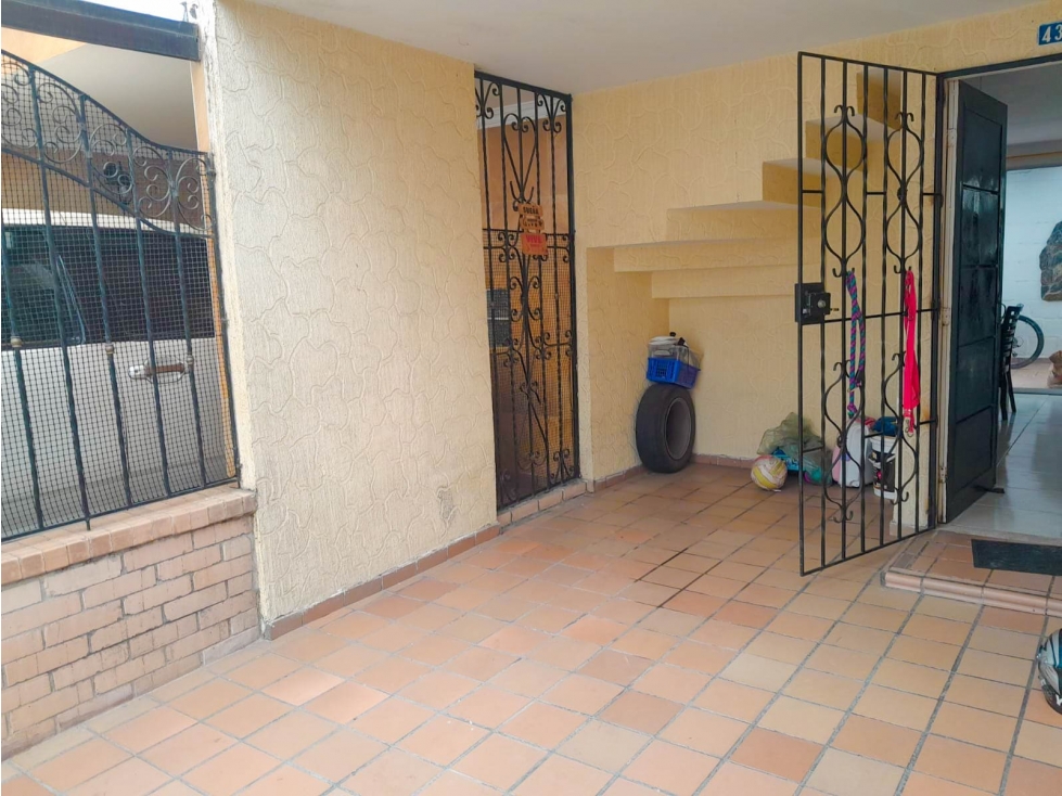 CASA EN VENTA PALMIRA BARRIO CAÑA MIEL