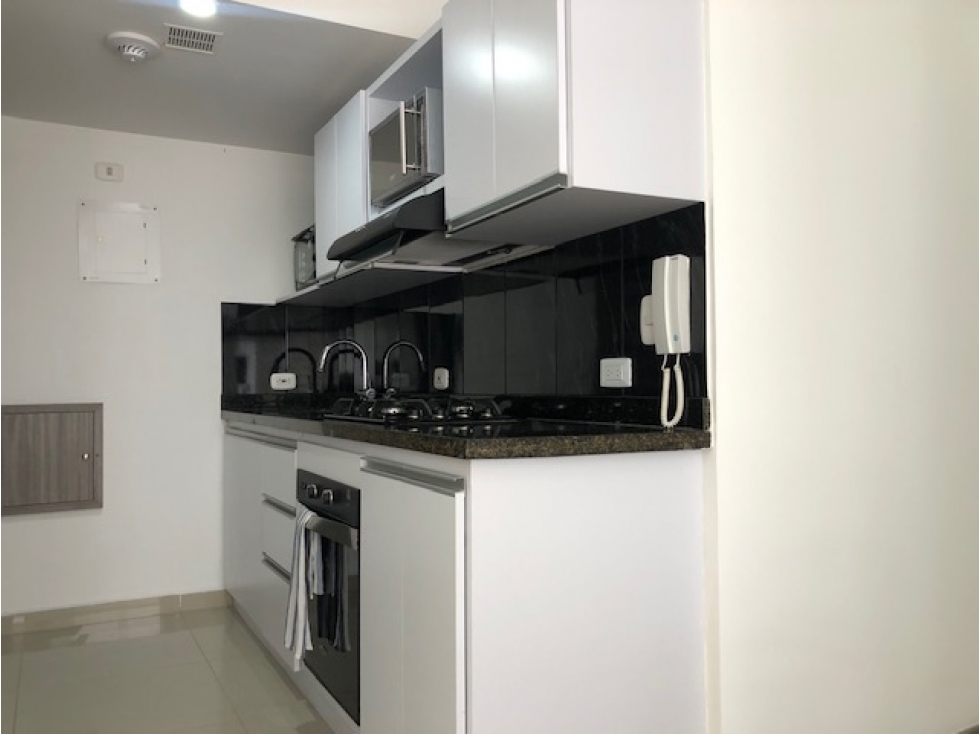 APARTAMENTO EN LA  AV CENTENARIO ARMENIA