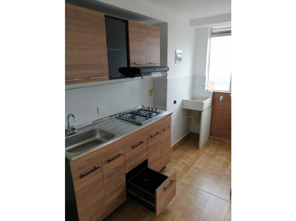 VENDO APTO EN ROBLEDO