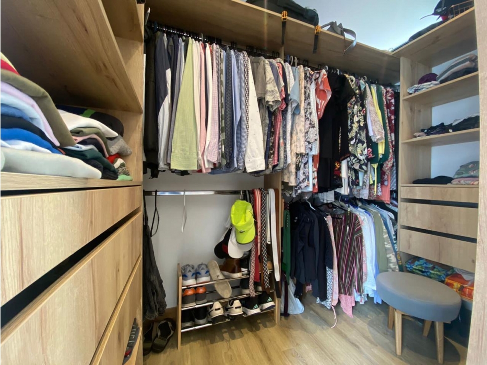 Apartamento en san Lucas Piso Alto
