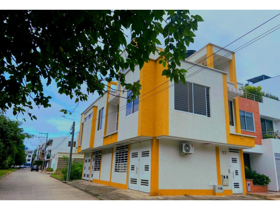 SE VENDE INMUEBLE BIFAMILIAR EN VILLAS DE SAN JUAN