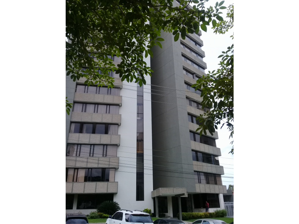 Edificio en Alto Prado