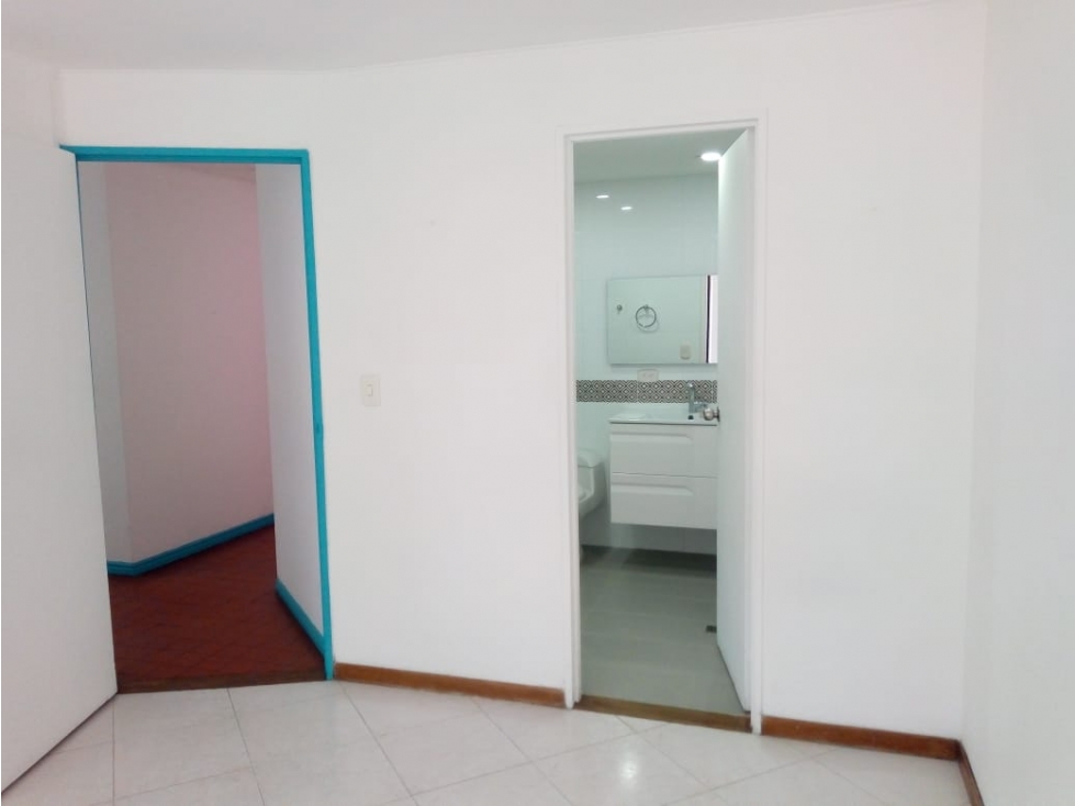 Apartamento Dúplex a la Venta en Laureles