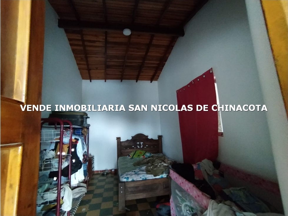 VENDO FINCA AVICOLA EN CHINACOTA