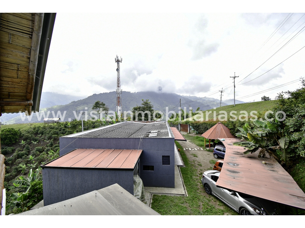 Venta Casa Campestre, Chalet, 3  Apartamentos, Bajo Tablazo, Manizales