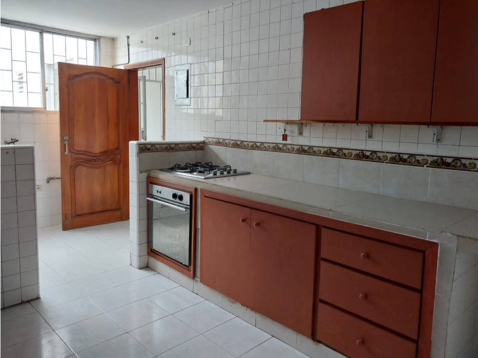 SE VENDE APARTAMENTO EN EL BARRIO ALTO PRADO